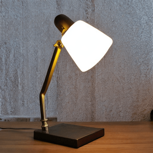 Dwellinger - Navada Desk Lamp