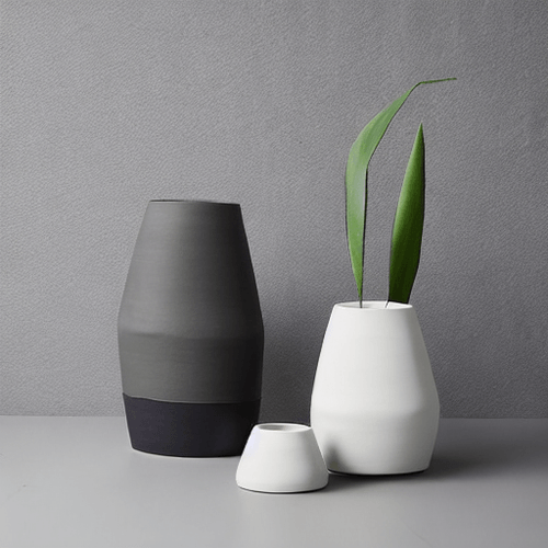 Infurniture - Nishawn Decorative Vase