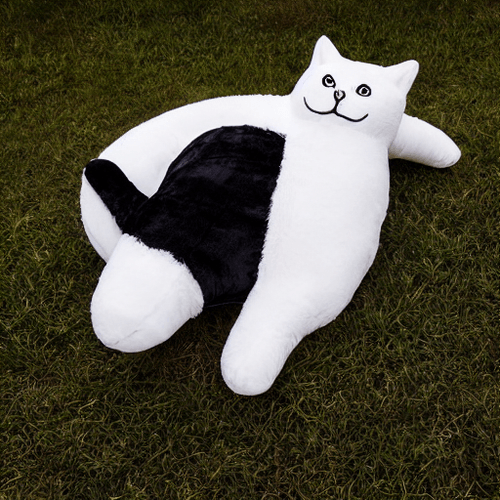 Toysset - Samantha Plush Toy