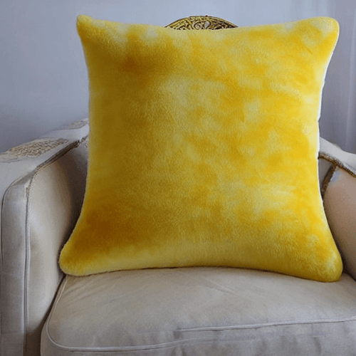 Toysset - Darnesha Plush Pillow
